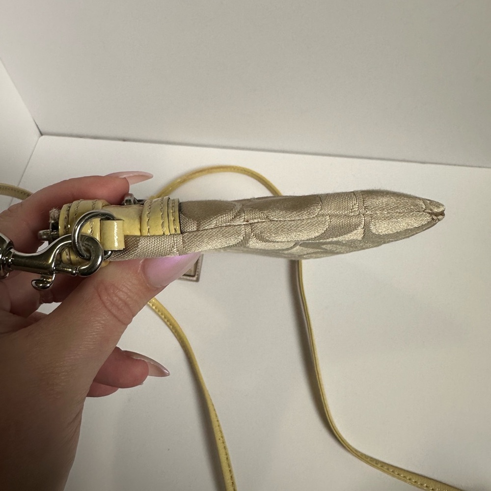 Coach Poppy Y2K Yellow Leather and Khaki Jacquard Signature Mini Crossbody - EUC - Picture 9 of 17